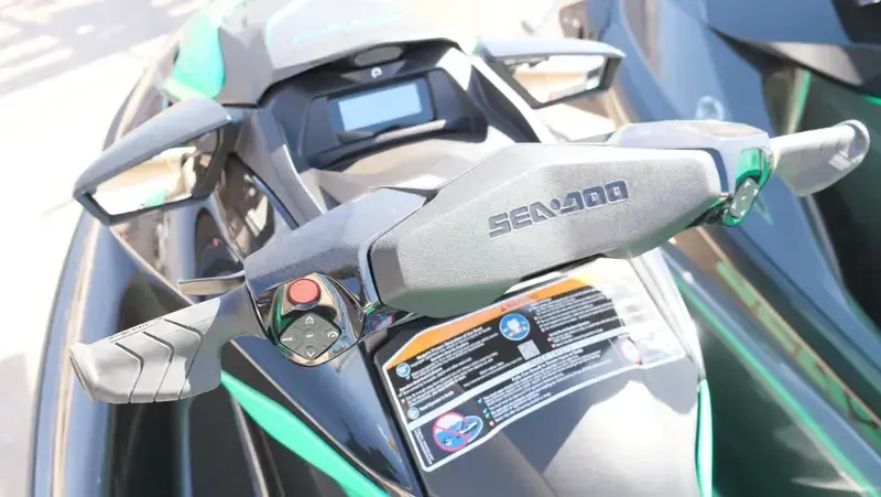 NEW 2026 SEADOO GTI SE 170 WITH SOUND SYSTEM Image 8