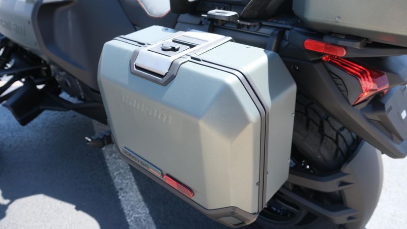 NEW 2026 CAN-AM CANYON REDROCK Image 14