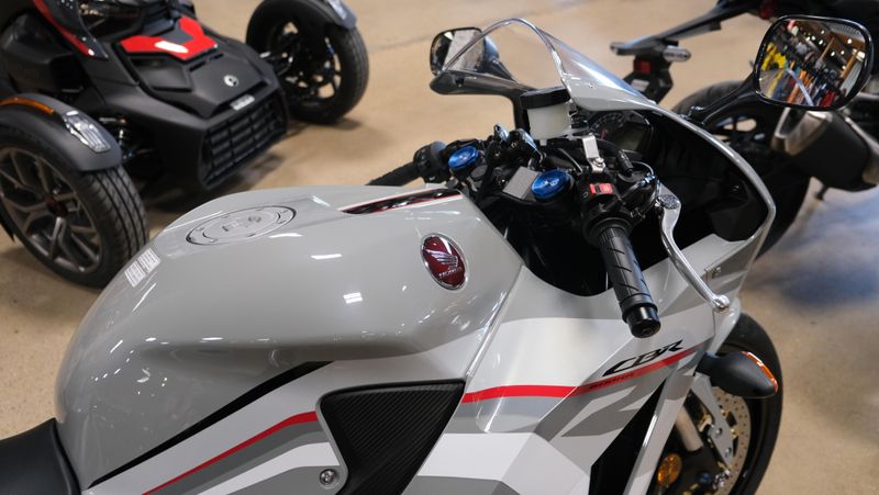 NEW 2026 HONDA CBR600RR ABS Image 16