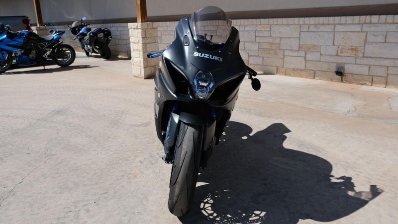 USED 2018 SUZUKI GSX250R Image 11
