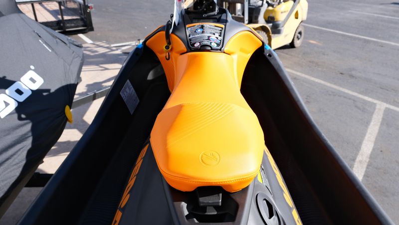 NEW 2026 SEADOO SPARK TRIXX FOR 1 90HP WITH SOUND SYSTEM Image 6