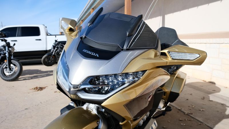 NEW 2025 HONDA GOLD WING TOUR DCT 50TH ANNIVERSARY Image 9