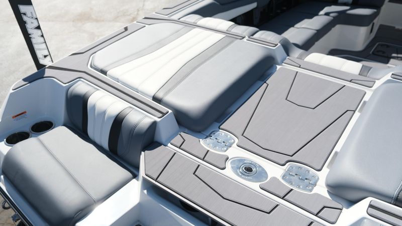 NEW 2026 MALIBU WAKESETTER 22 LSV Image 15