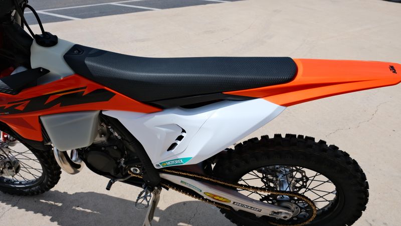 USED 2025 KTM 300 XC Image 9