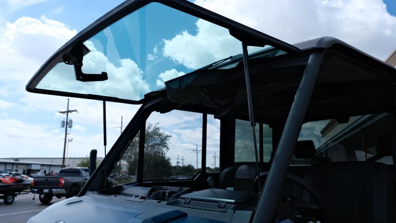 NEW 2026 CAN-AM DEFENDER MAX LIMITED CAB HD11 Image 40