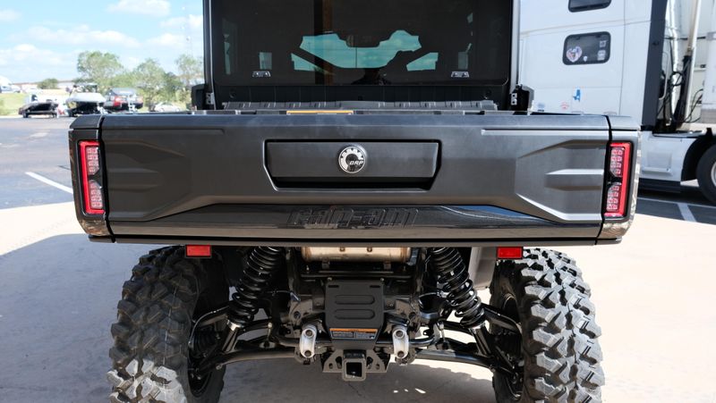 NEW 2026 CAN-AM DEFENDER MAX LIMITED CAB HD11 Image 32