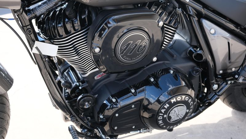 NEW 2025 INDIAN MOTORCYCLE SPORT CHIEF RT Image 20