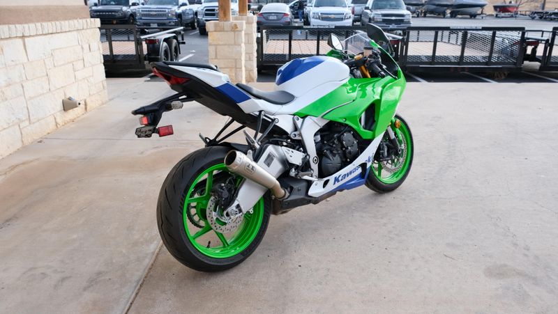 USED 2024 KAWASAKI NINJA ZX6R ABS Image 3