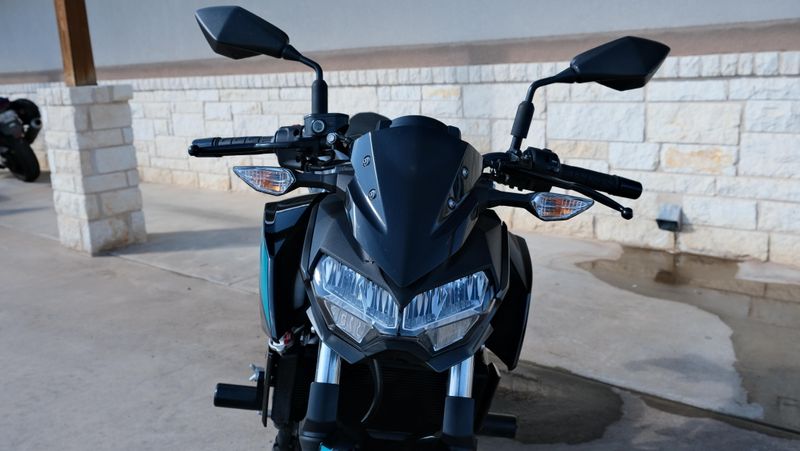 USED 2023 KAWASAKI Z400 ABS Image 7