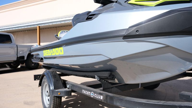 NEW 2026 SEADOO RXTX 325 WITH SOUND SYSTEM Image 8