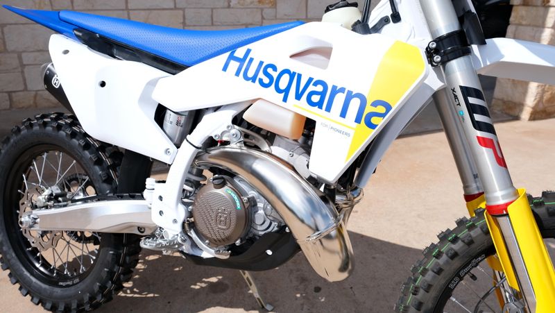 NEW 2027 HUSQVARNA TX 300 HERITAGE BT Image 11