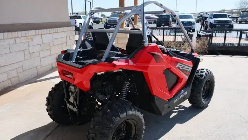 NEW 2026 POLARIS RZR 200 EFI Image 5