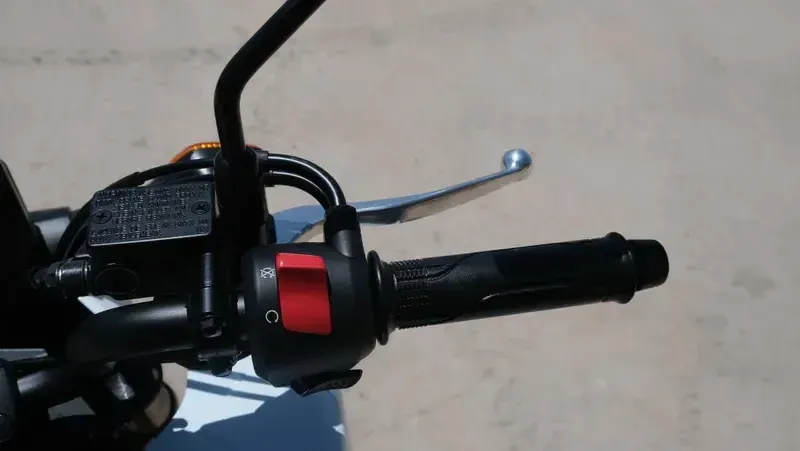 2026 Honda GROM SP MATTE BLACK METALLIC Image 5