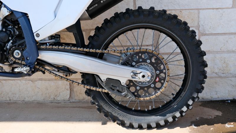USED 2023 HUSQVARNA FC 250 Image 10
