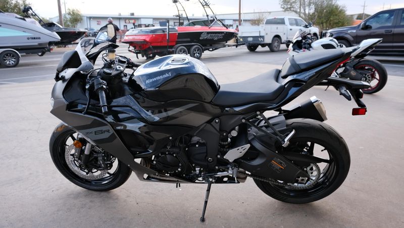 NEW 2026 KAWASAKI NINJA ZX6R ABS Image 6