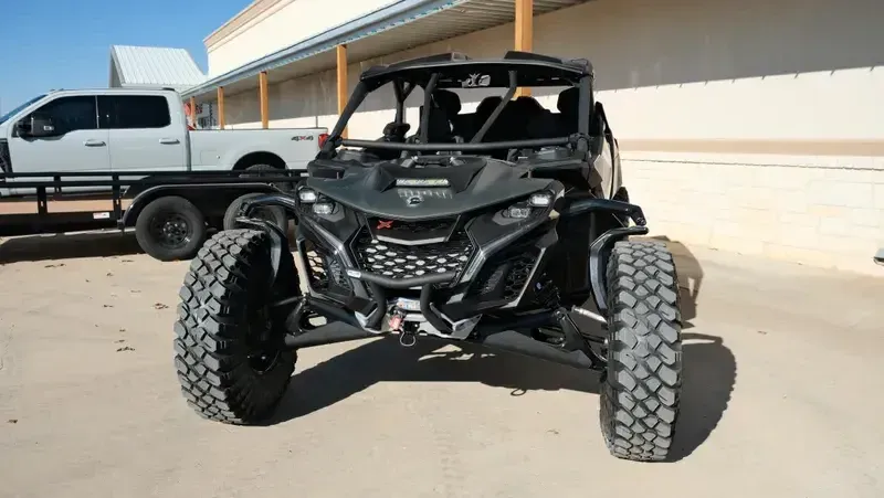 NEW 2026 CAN-AM MAVERICK R MAX X RC WITH SMARTSHOX 999T DCT Image 7