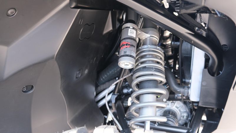 NEW 2027 POLARIS RANGER CREW XP 1000 CAB Image 10