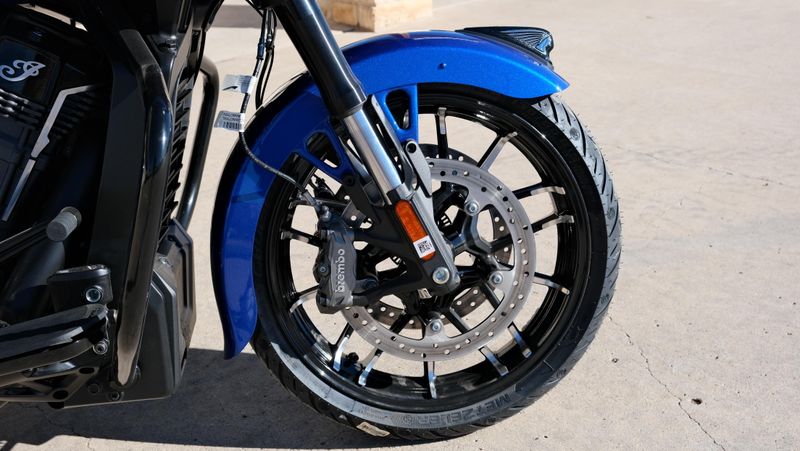 NEW 2026 INDIAN MOTORCYCLE CHALLENGER DARK HORSE Image 13