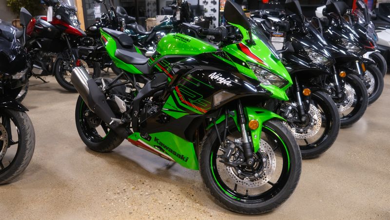 2024 Kawasaki NINJA ZX4RR KRT EDITION ABS LIME GREEN AND EBONYImage 1