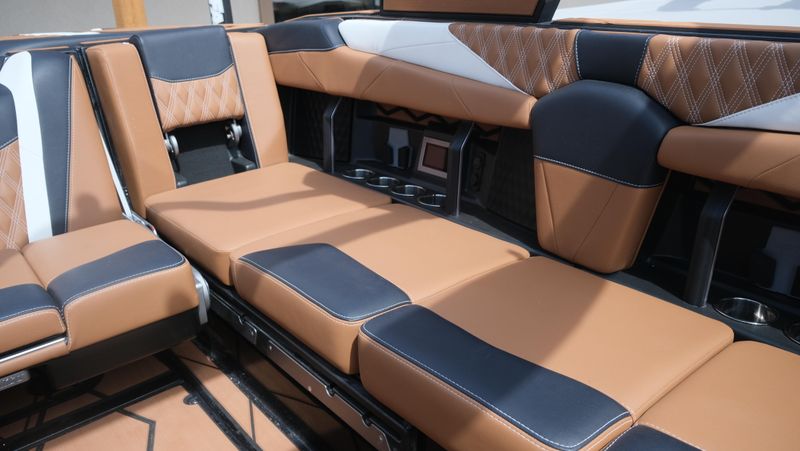 NEW 2026 MALIBU MSERIES M230 Image 17