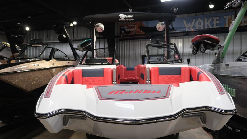 NEW 2026 MALIBU WAKESETTER 23 MXZ Image 2