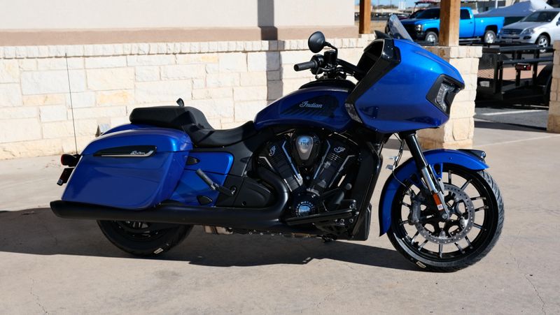 NEW 2026 INDIAN MOTORCYCLE CHALLENGER DARK HORSE Image 2