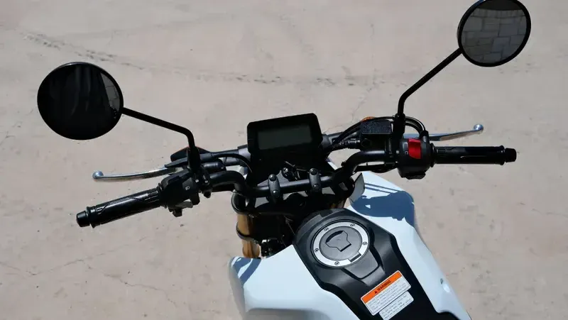 2026 Honda GROM SP MATTE BLACK METALLIC Image 11