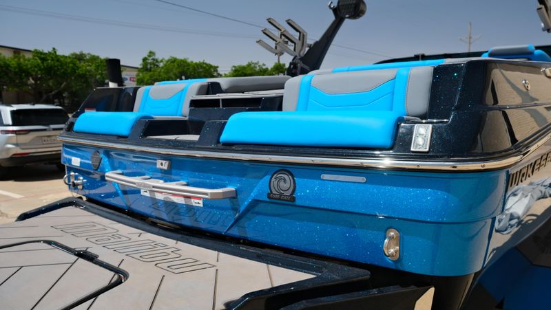 USED 2024 MALIBU WAKESETTER 23LSV Image 8