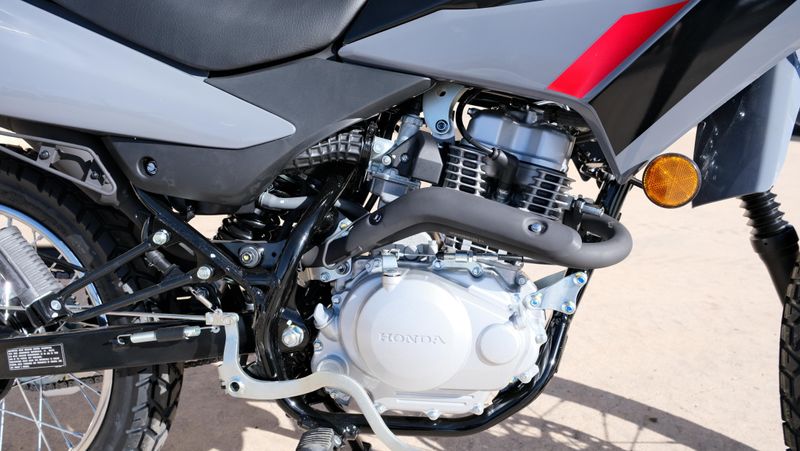 NEW 2026 HONDA XR150L Image 16