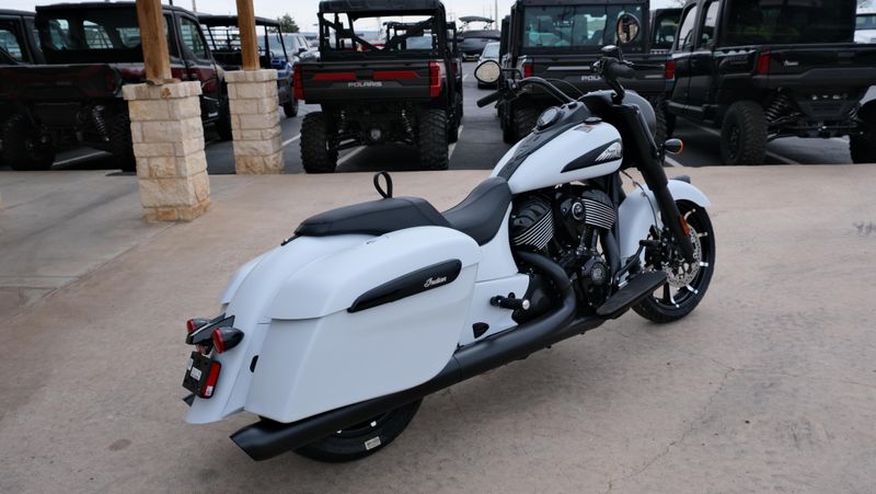 NEW 2026 INDIAN MOTORCYCLE SPRINGFIELD DARK HORSE Image 3