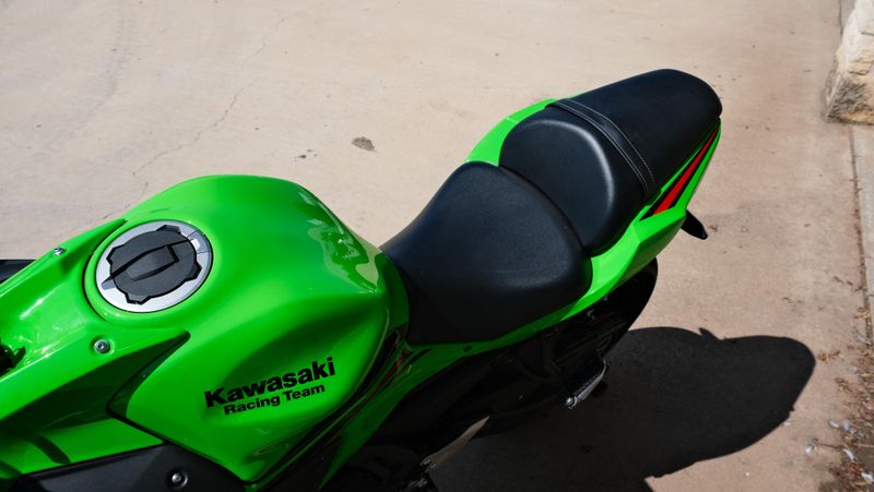 USED 2024 KAWASAKI NINJA 650 ABS KRT EDITION Image 8