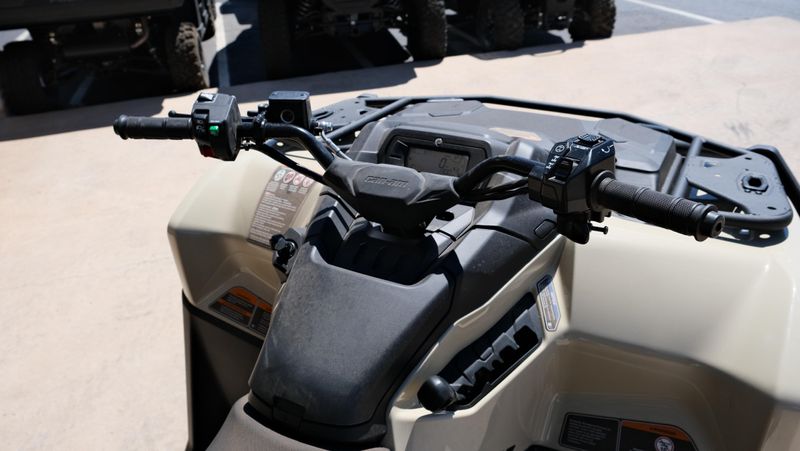 USED 2026 CAN-AM OUTLANDER MAX PRO XU HD7 Image 9