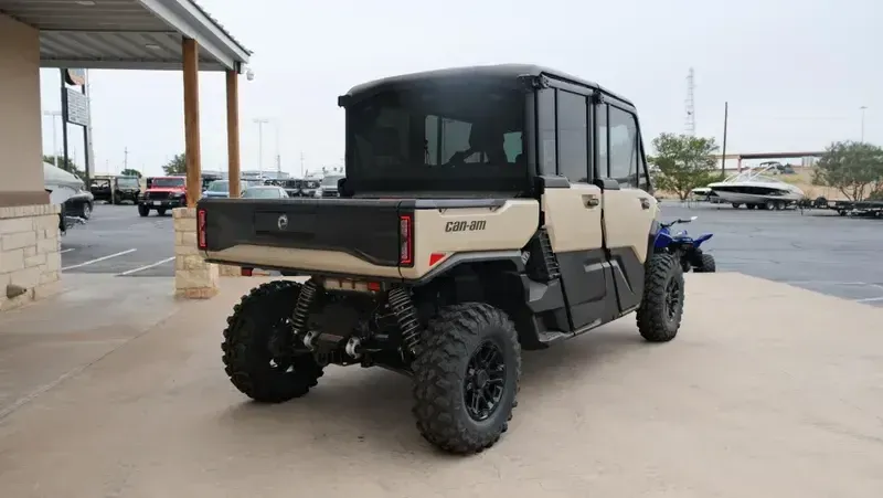 NEW 2026 CAN-AM DEFENDER MAX LIMITED CAB HD11 Image 6
