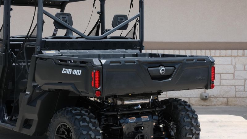 2025 Can-Am DEFENDER MAX XT HD9 WILDLAND CAMOImage 12