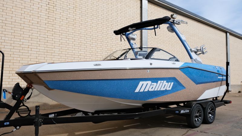 NEW 2026 MALIBU 24 MXZ Image 2