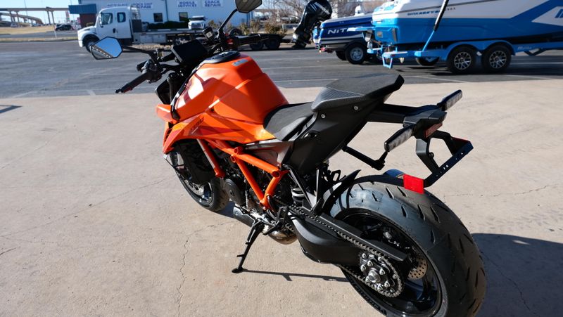 NEW 2026 KTM 1390 SUPER DUKE R EVO Image 5