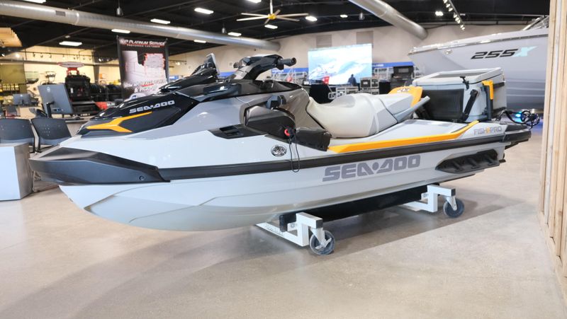 NEW 2025 SEADOO FISHPRO TROPHY 170 WITH SOUND SYSTEM IDF Image 7