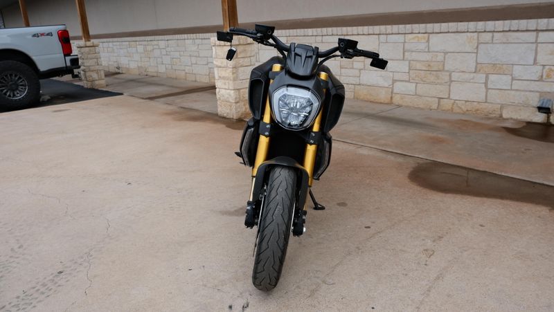 USED 2021 DUCATI XDIAVEL S Image 8