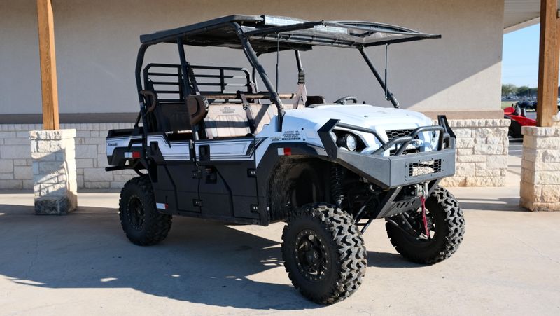 USED 2024 KAWASAKI MULE PROFXT 1000 PLATINUM RANCH EDITION Image 1