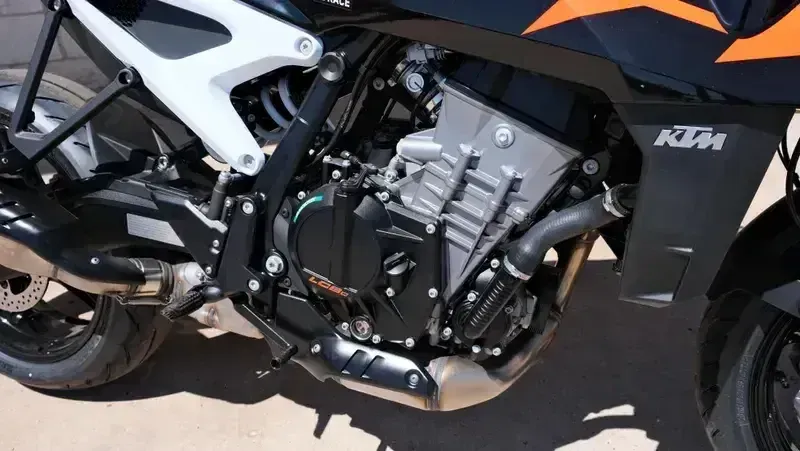 NEW 2027 KTM 990 DUKE Image 13