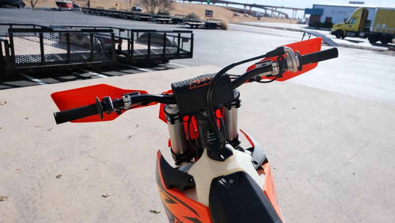NEW 2026 KTM 250 XC Image 9