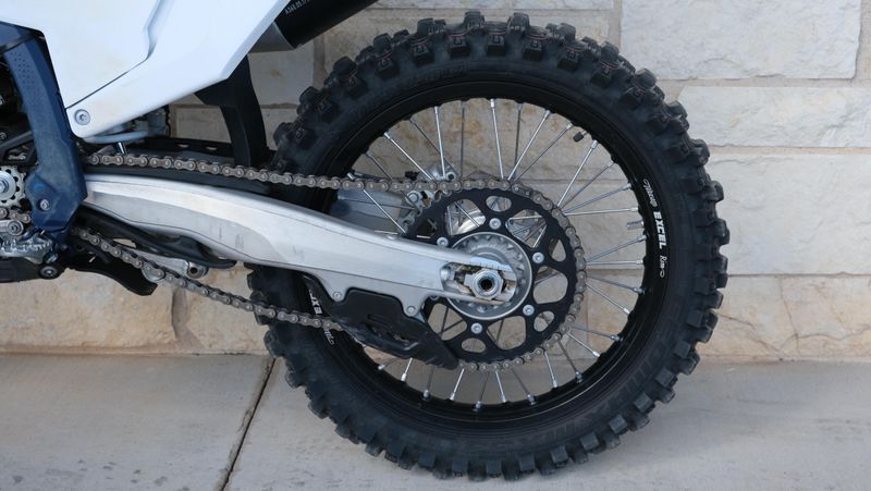 USED 2024 HUSQVARNA FC 250 Image 4