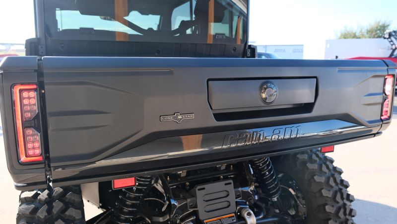 NEW 2026 CAN-AM DEFENDER MAX LONE STAR CAB HD11 Image 27