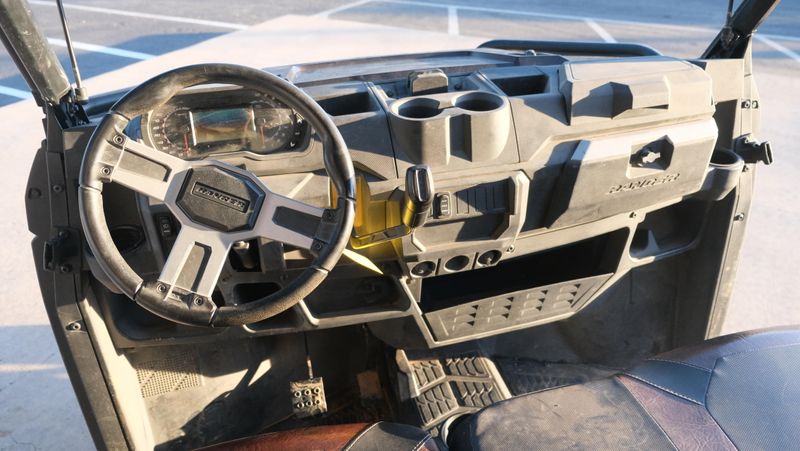 USED 2020 POLARIS RGR CREW XP 1000 EPS MAROON  TEXAS LE TEXAS EDITION Image 12