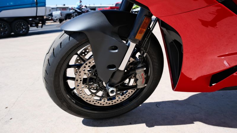USED 2026 DUCATI PANIGALE V2 Image 18