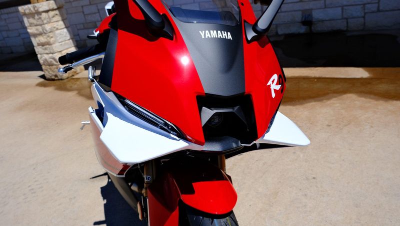NEW 2026 YAMAHA YZF-R9 70TH ANNIVERSARY EDITION Image 9