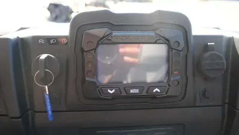 NEW 2026 POLARIS RZR 200 EFI Image 9