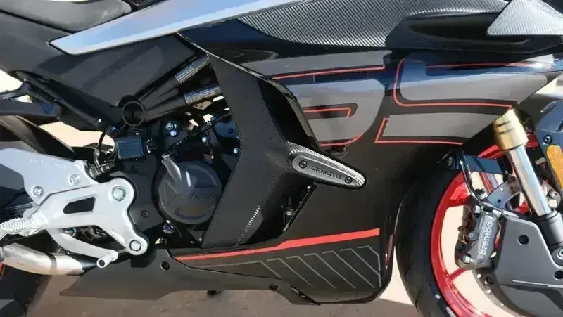 NEW 2026 CFMOTO 675 SS Image 13