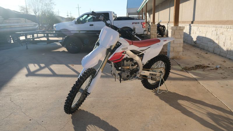 NEW 2026 YAMAHA YZ250F 70TH ANNIVERSARY EDITION Image 7
