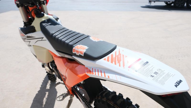 NEW 2026 KTM 300 XCW HARD ENDURO Image 14